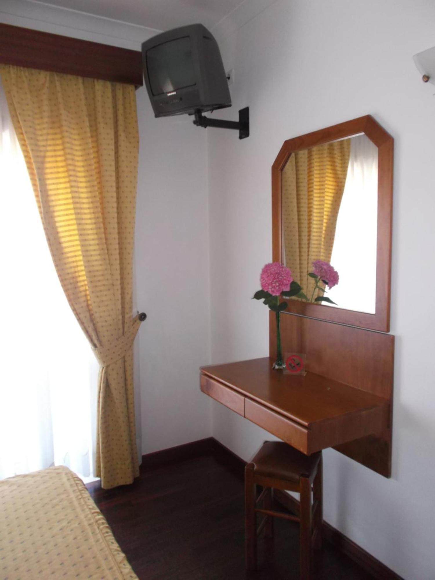 Residencial Santa Clara Hotel Fatima Exterior photo